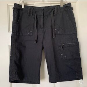 Women’s Halogen black cargo shorts, size 8